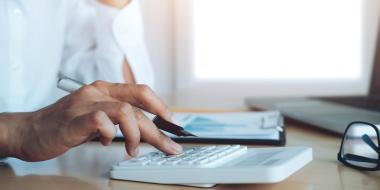 Como colocar a pretensão salarial no currículo